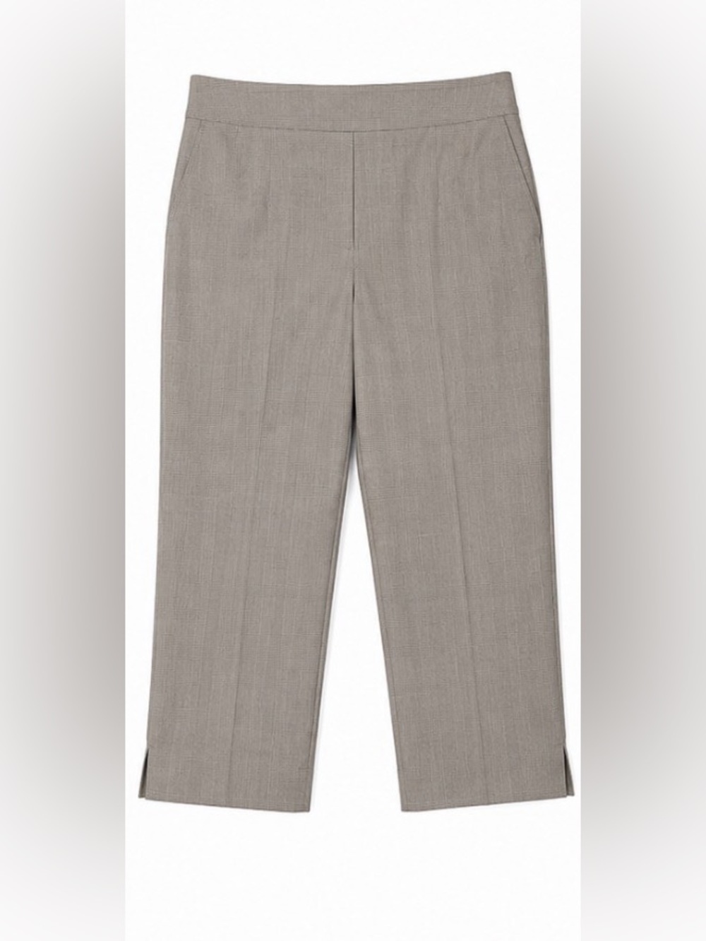 Chico's Tailored Flat-Front Shorts in Light Taupe
